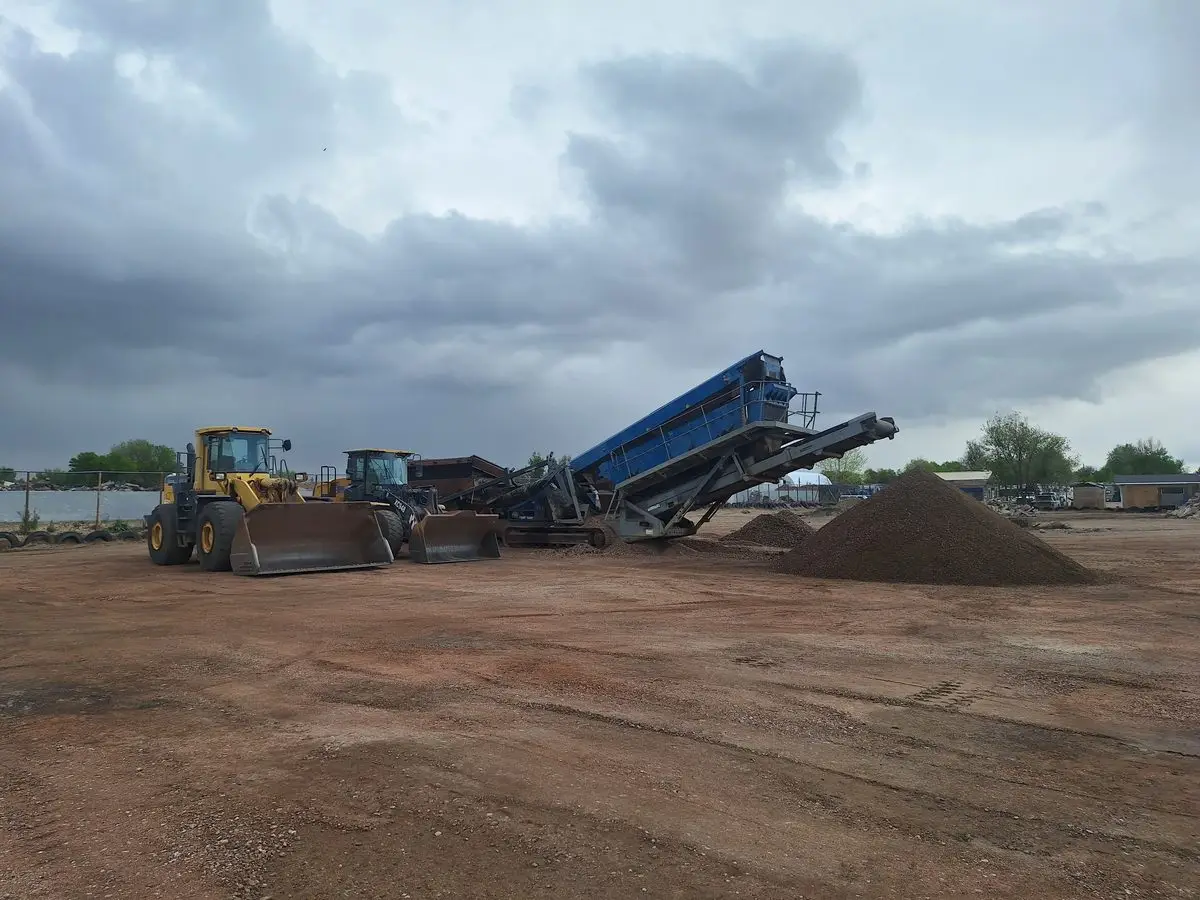 Kleemann Mobirex MR110Zi at the CrushRite yard